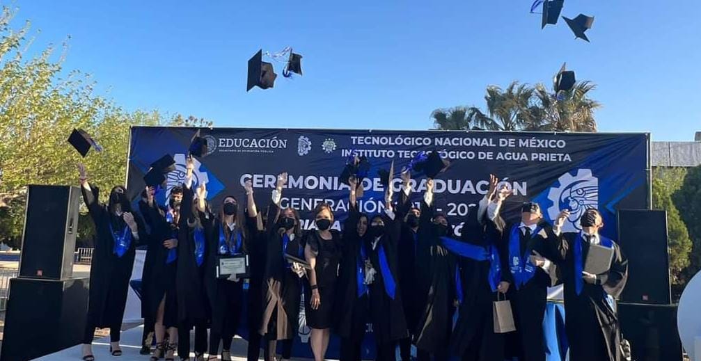 El TecNM Campus Agua Prieta, realiza emotiva ceremonia de Graduación Generación 2017-2021 “Ariana Najar Tarazón”