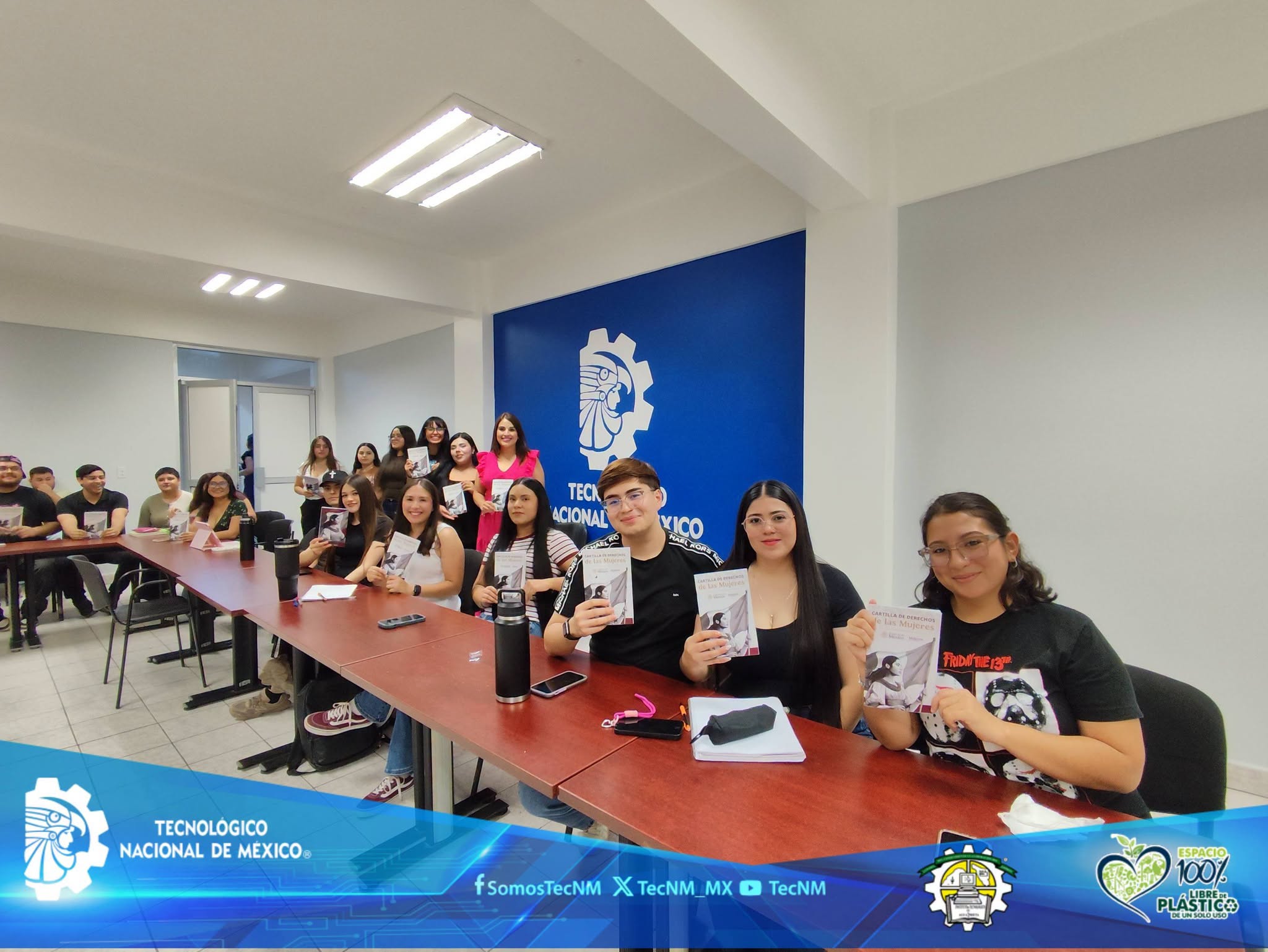 ITAP inicia entrega de Cartillas de los Derechos de las Mujeres